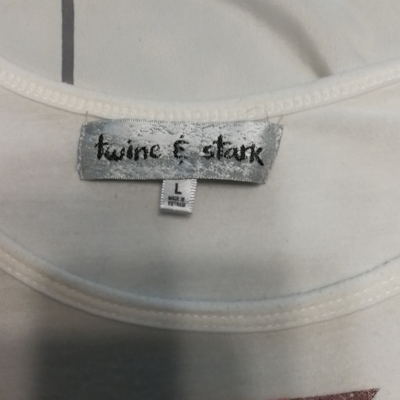 Large Blouse - Picture 3 of 3